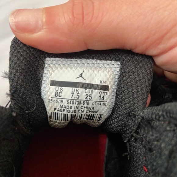 Toddler Jordan’s size 8 - Picture 3 of 3